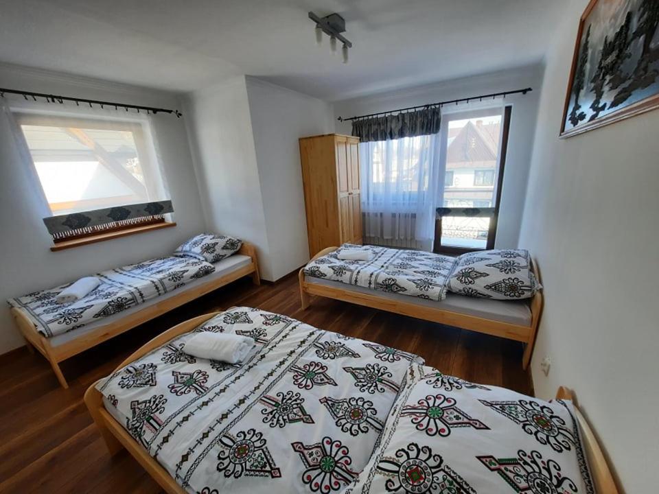 Apartament U Jarosza โปโรนิน ภายนอก รูปภาพ