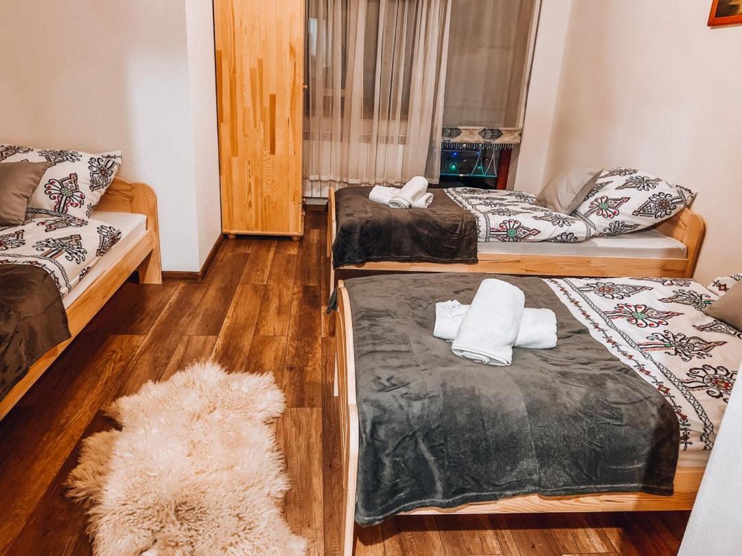Apartament U Jarosza โปโรนิน ภายนอก รูปภาพ
